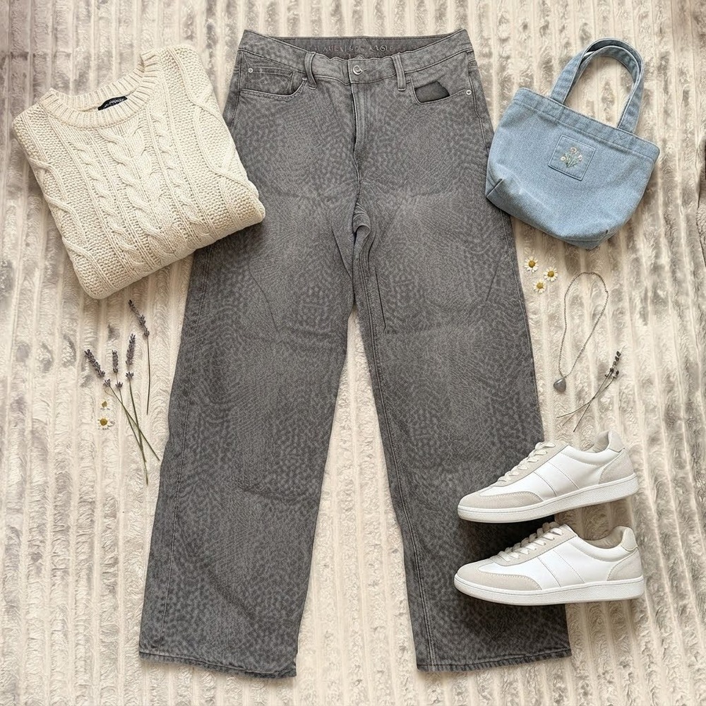 American Eagle Stovepipe Jeans Grey Leopard Animal Print High Rise Size 4 Reg